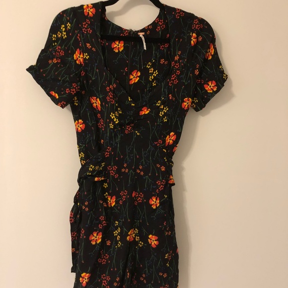 FP bet you do romper, 6. Nwot. - Picture 2 of 2